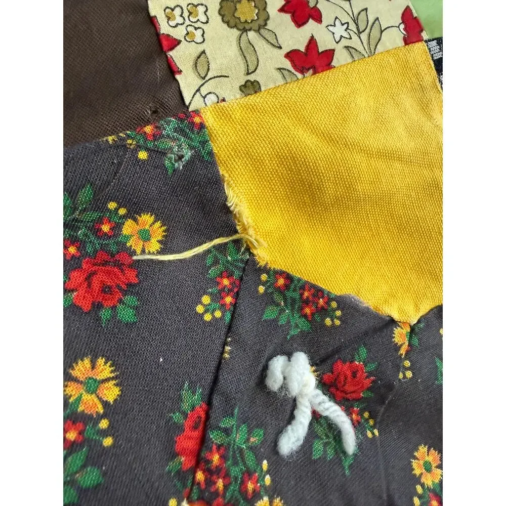 Vintage Handmade Bow Tie Pattern Patchwork Quilt Cotton Blend Queen 84 x 92